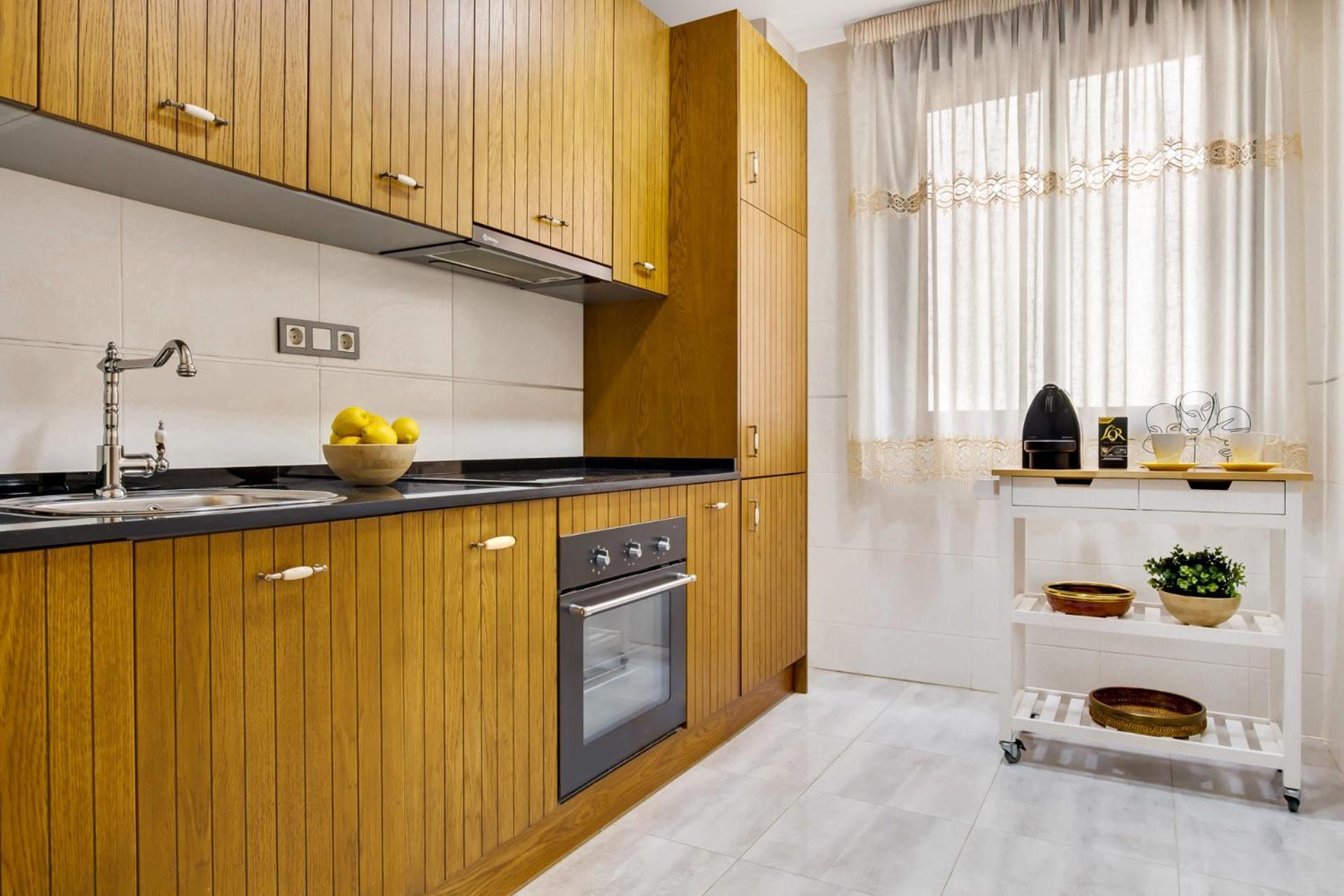 -Malagasunapts-City Centre Terrace Pool Parking מראה חיצוני תמונה